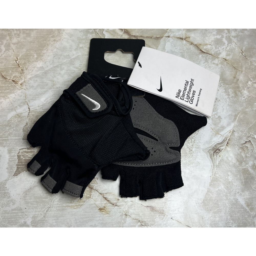 Nike Women's Gym Elemental Training Gloves Size Small (S) Black New With Tags